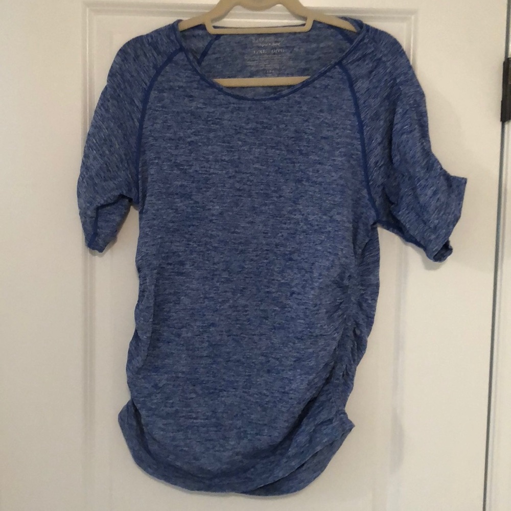 Athletic Maternity Top